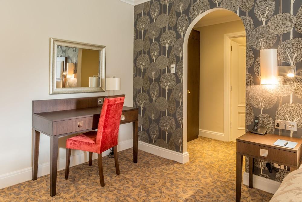 Oakley Hall Hotel Basingstoke Ngoại thất bức ảnh