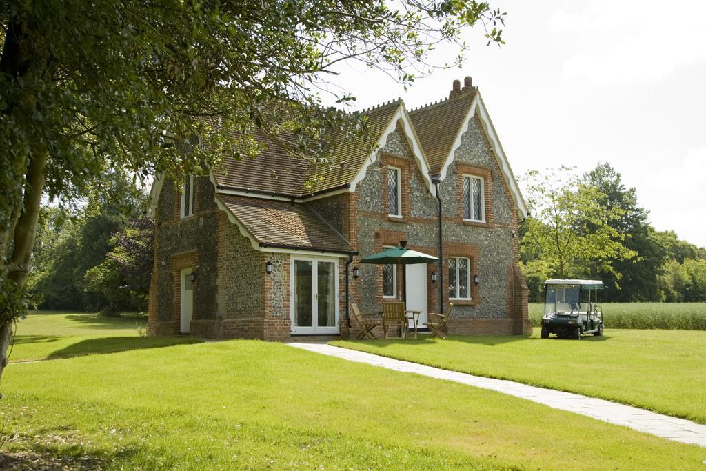Oakley Hall Hotel Basingstoke Ngoại thất bức ảnh