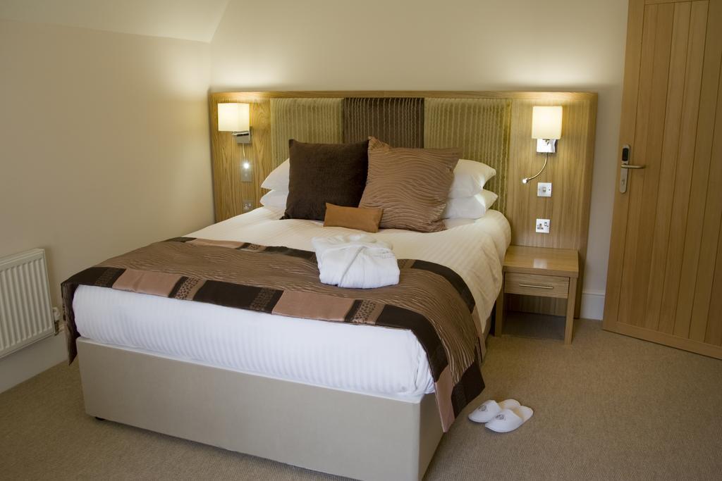 Oakley Hall Hotel Basingstoke Ngoại thất bức ảnh