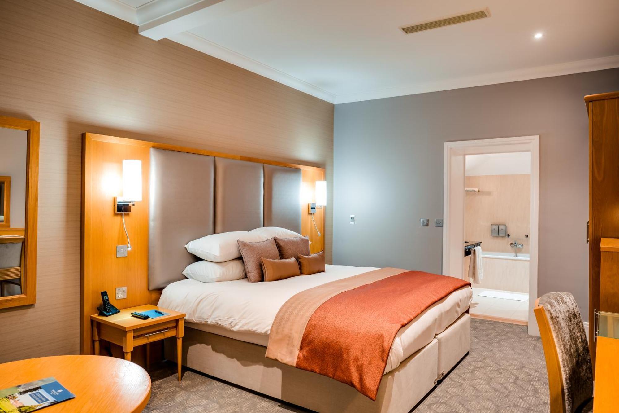 Oakley Hall Hotel Basingstoke Ngoại thất bức ảnh