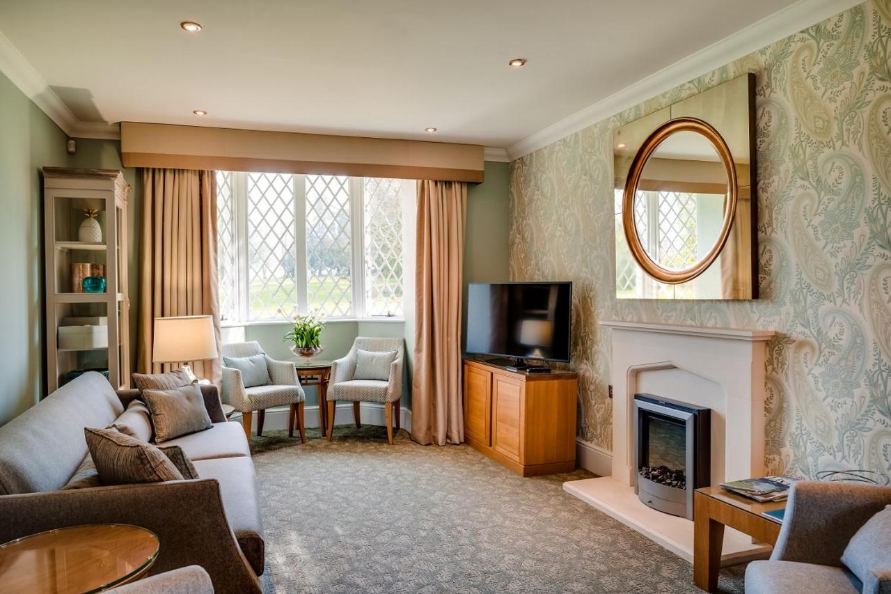 Oakley Hall Hotel Basingstoke Ngoại thất bức ảnh